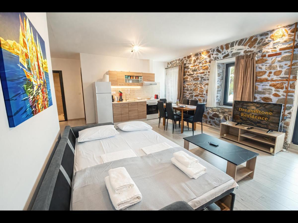 Dreamstone Residence Ormos Prinou  ภายนอก รูปภาพ